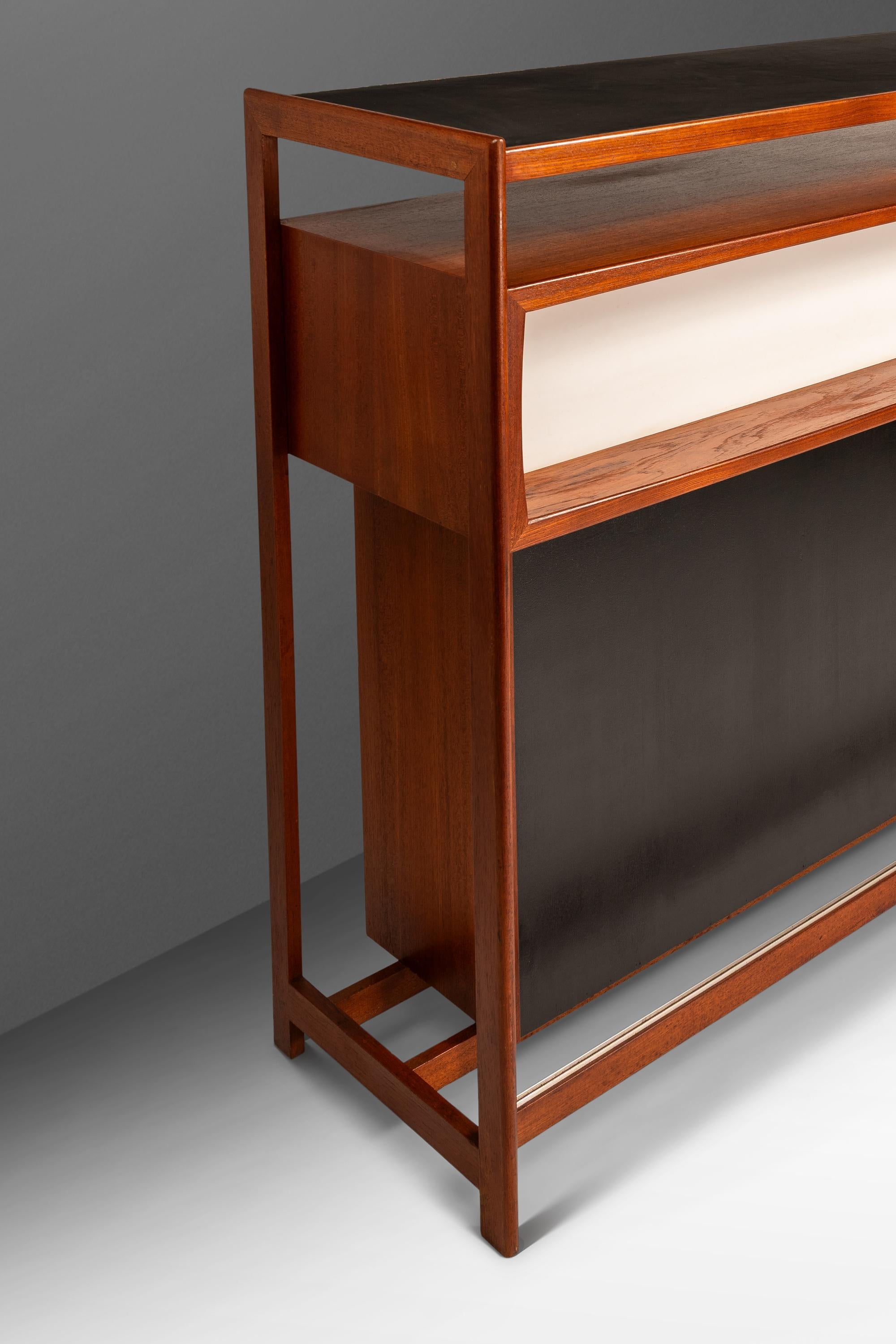 Dry Bar in Teak w/ Leather Top by Knud Bent for Dyrlund, Denmark, c. 1960s For Sale 13