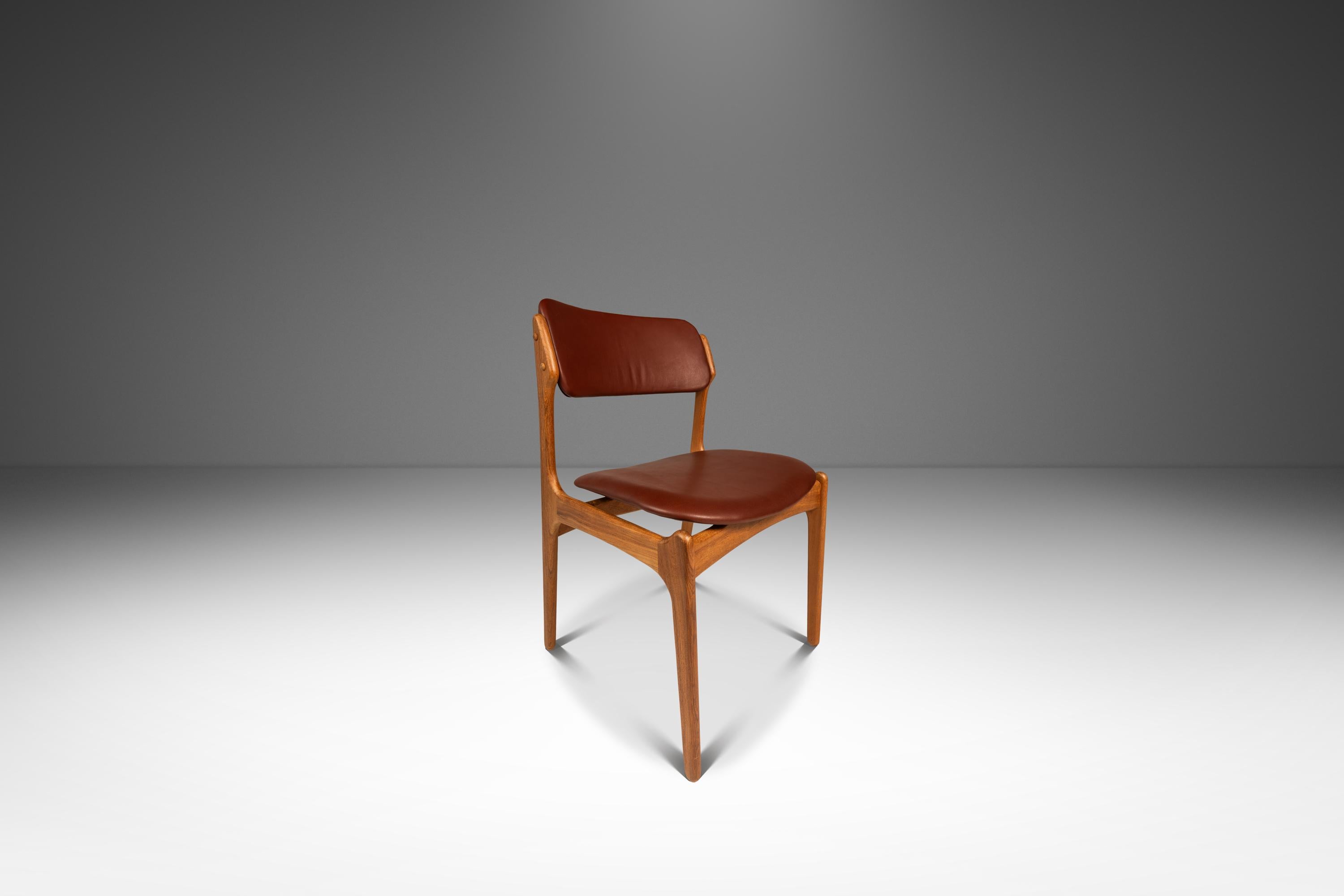 Set of 12 Model 49 Chairs by Erik Buch for O. D. Møbler, Denmark, c. 1960s For Sale 1