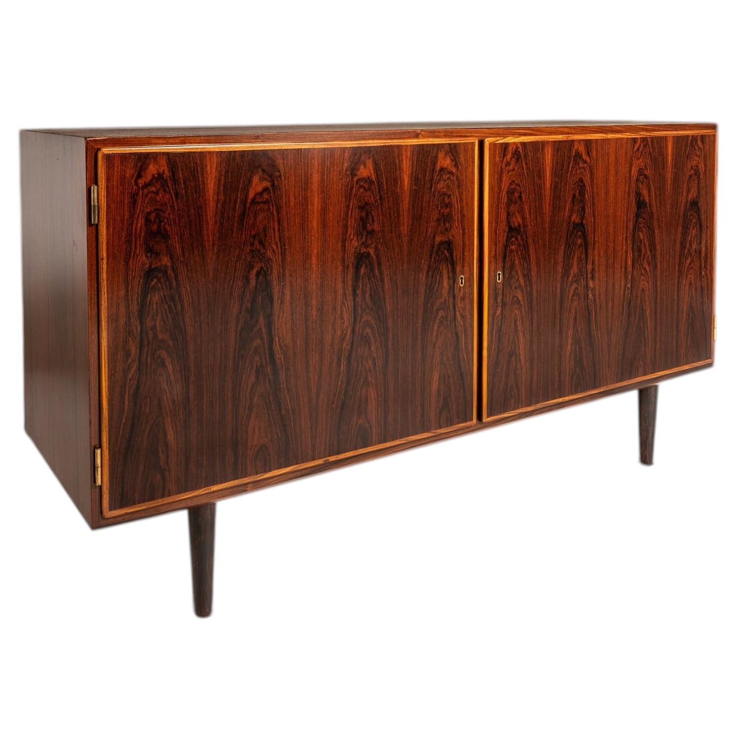 Aparador restaurado de palisandro, diseño de Carlo Jensen para Hundevad and Co., Dinamarca, década de 1960 en venta