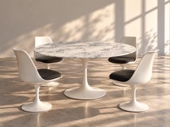 Eero Saarinen Mesa de comedor Tulip Mármol Knoll International