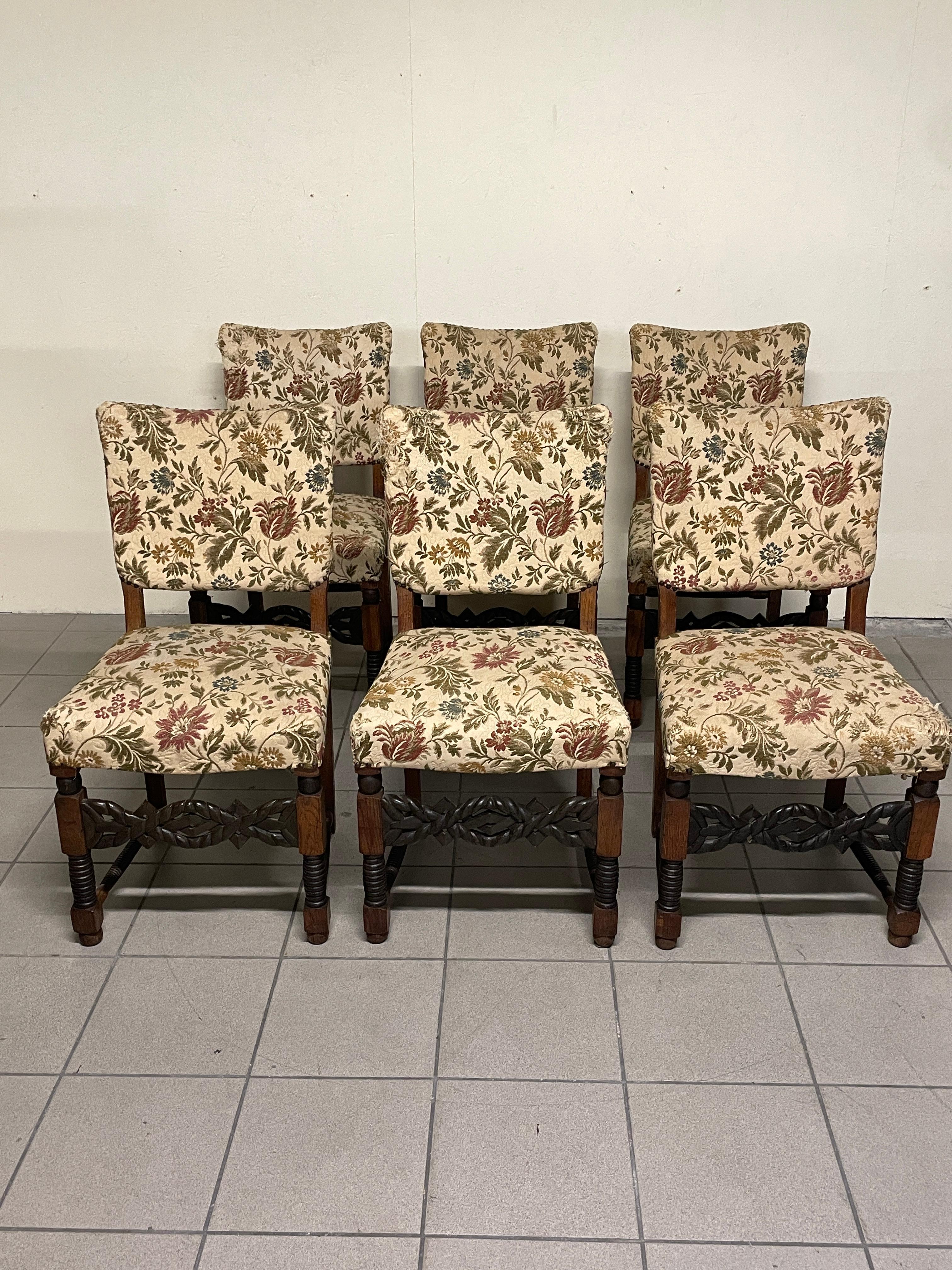 Set di 6 sedie anni '40 in legno con particolari torniti ed intagliati im Angebot 1
