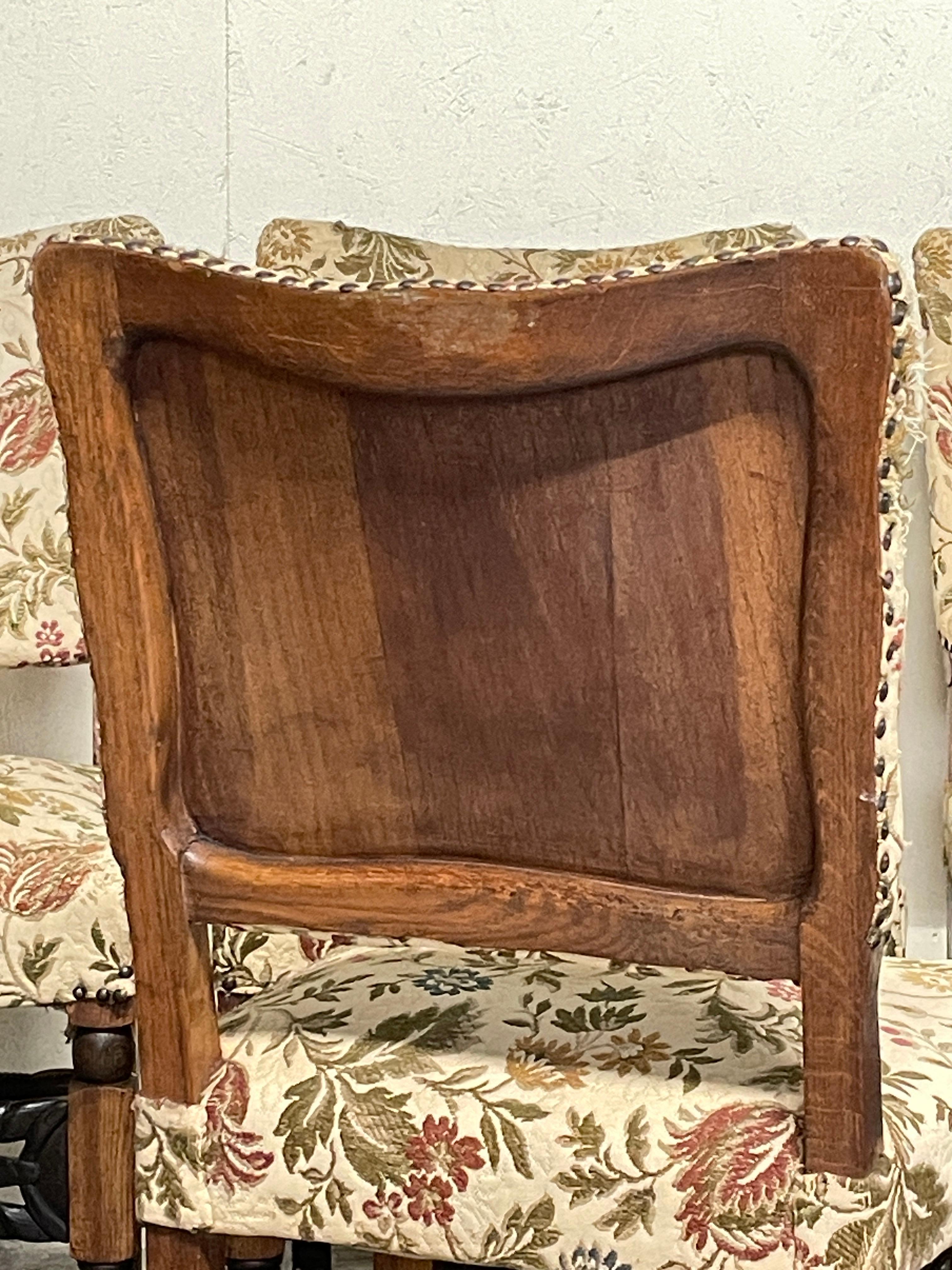 Set di 6 sedie anni '40 in legno con particolari torniti ed intagliati im Angebot 7