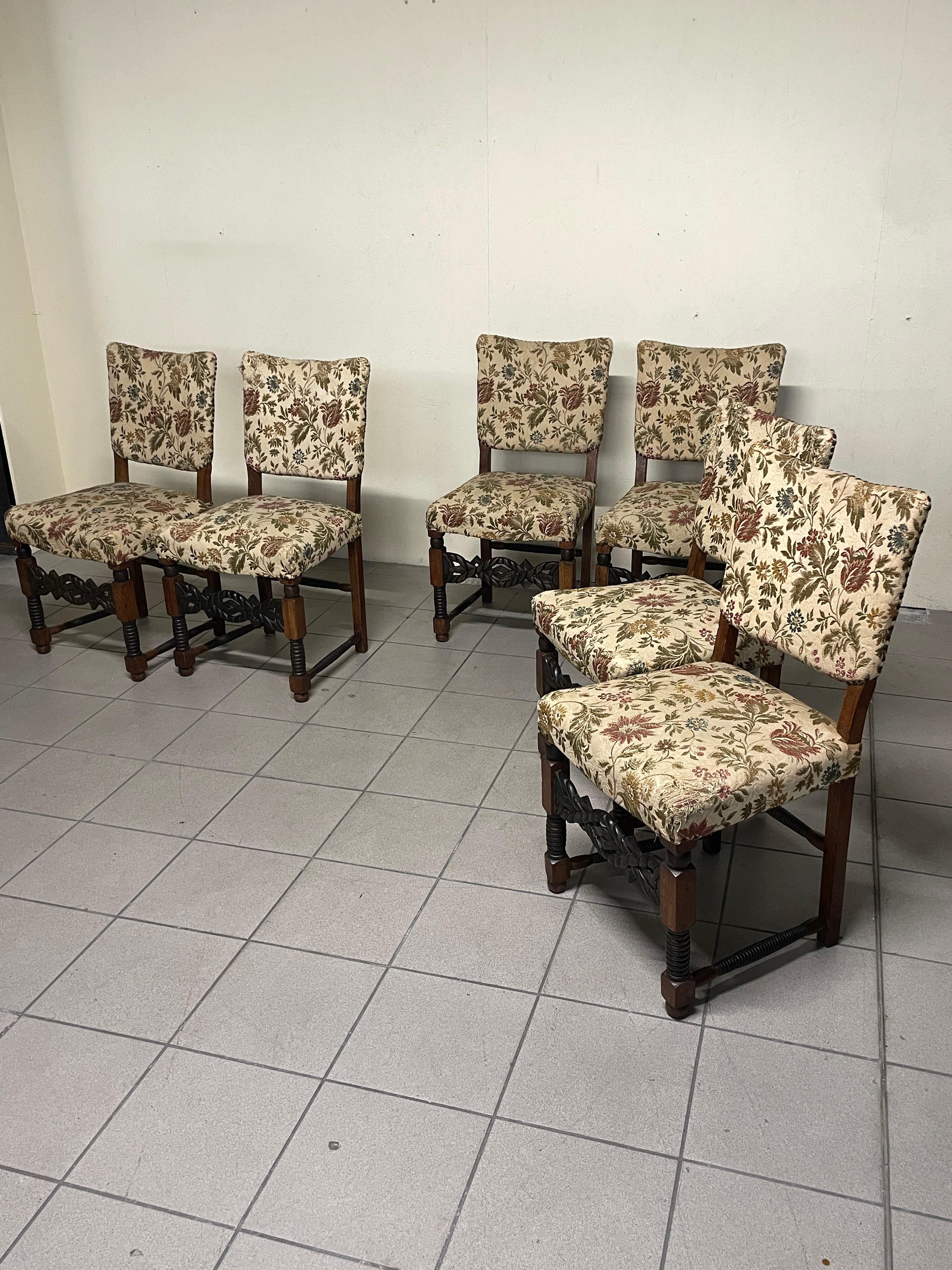 Set di 6 sedie anni '40 in legno con particolari torniti ed intagliati im Angebot 10