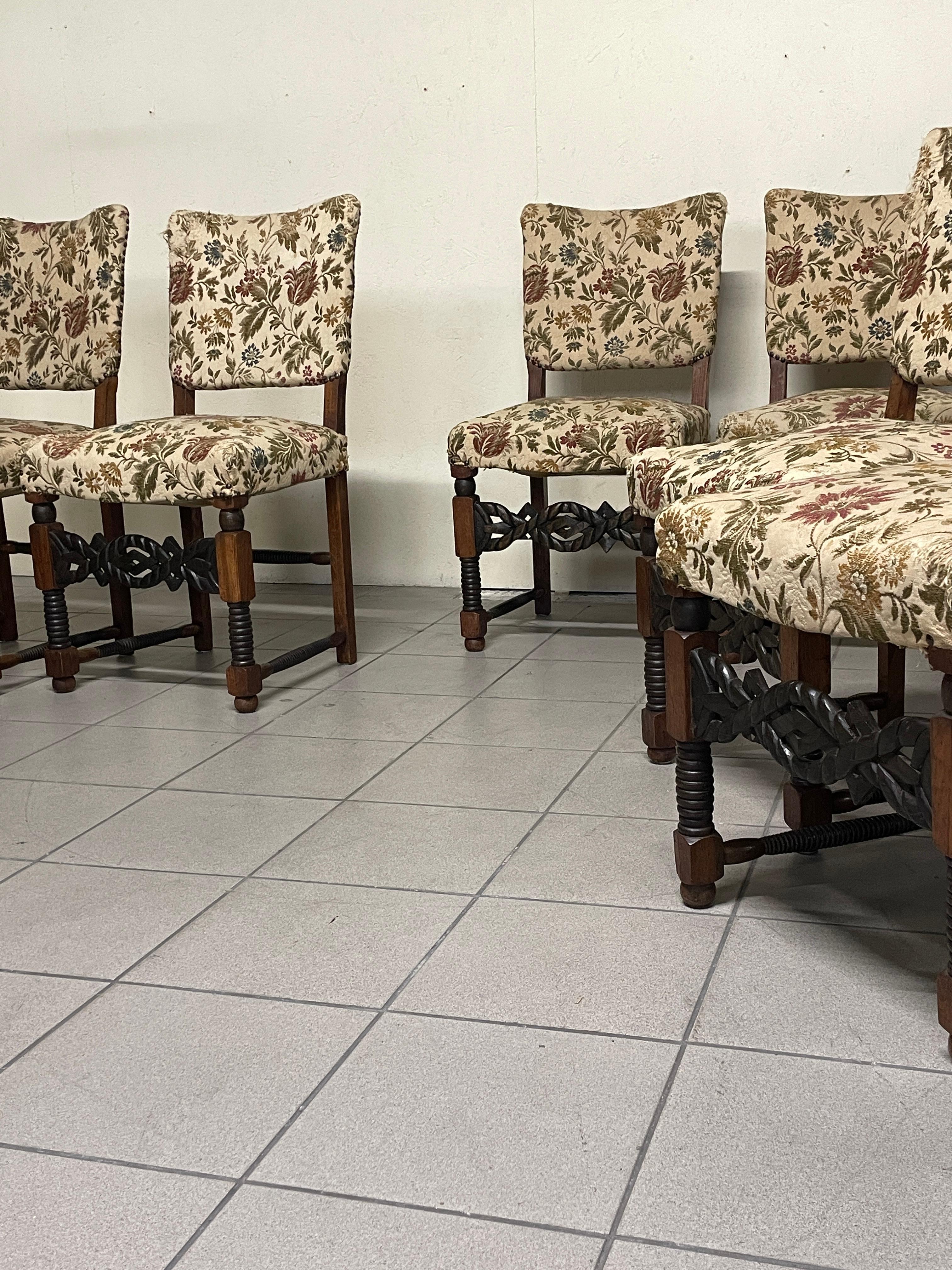 Set di 6 sedie anni '40 in legno con particolari torniti ed intagliati im Angebot 12