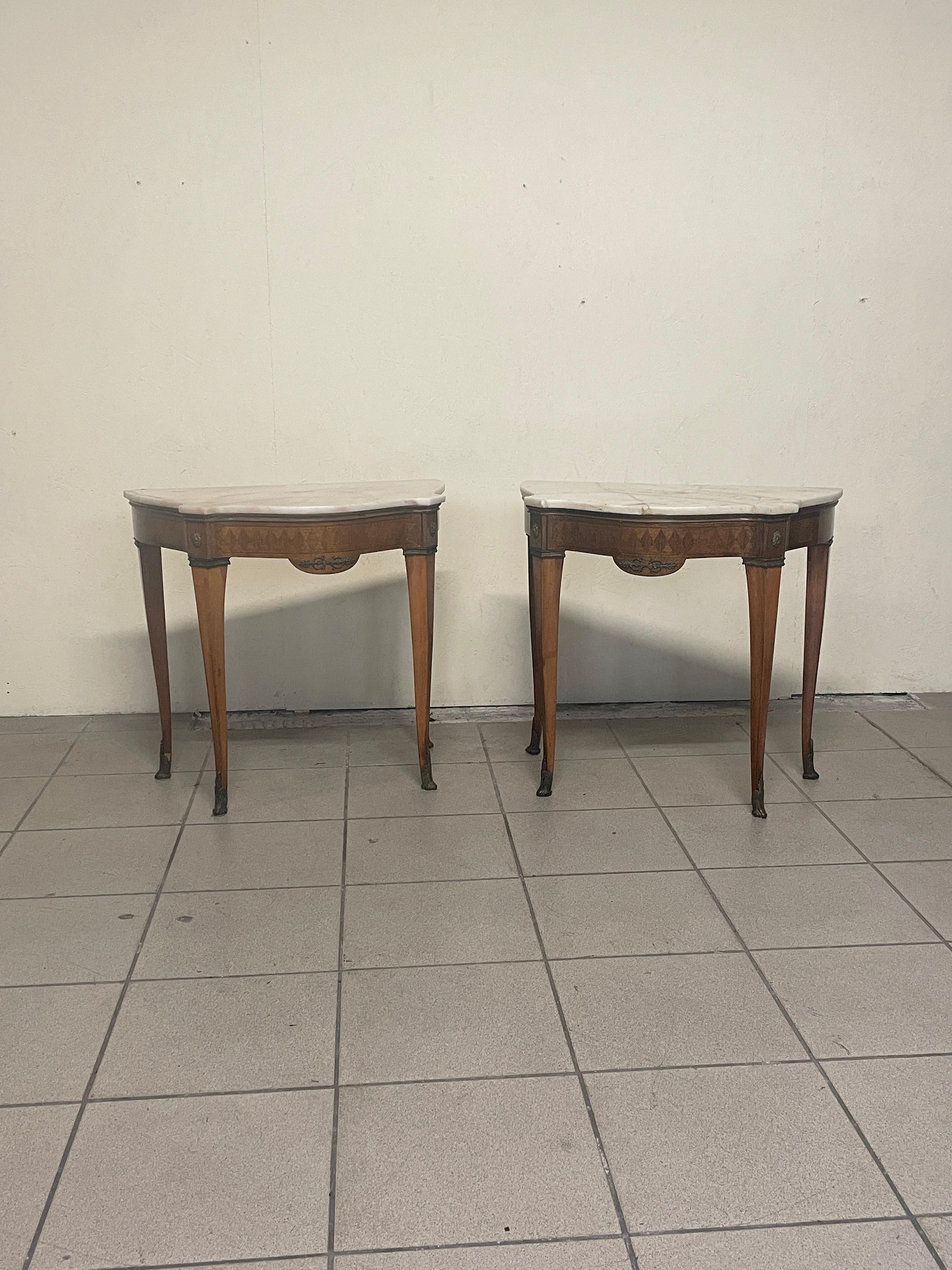 Mid-Century Modern Coppia di comodini anni '40 - '50 nello stile di Paolo Buffa en vente