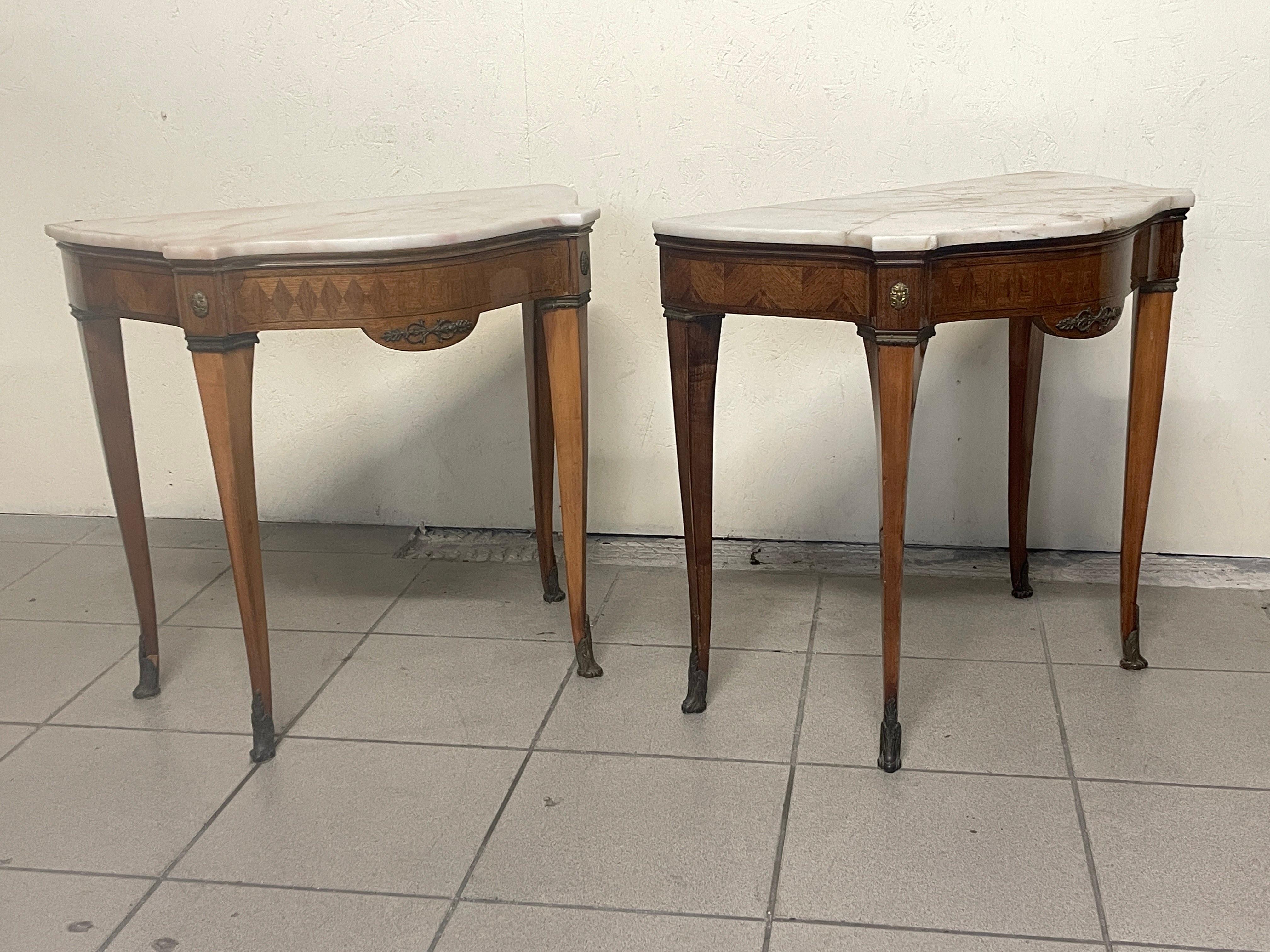 Coppia di comodini anni '40 - '50 nello stile di Paolo Buffa en vente 6