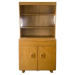 Vitrina Hutch de Heywood-Wakefield en color trigo