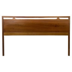 Testiera in noce in stile Mid-Century Modern, misura Full, con intaglio scultoreo