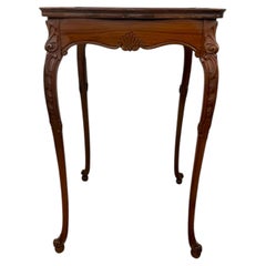 Vintage French Provincial / Louis XV Style Side Table