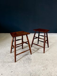 Conjunto de taburetes de escalera hechos a mano de principios del siglo XIX, Inglaterra