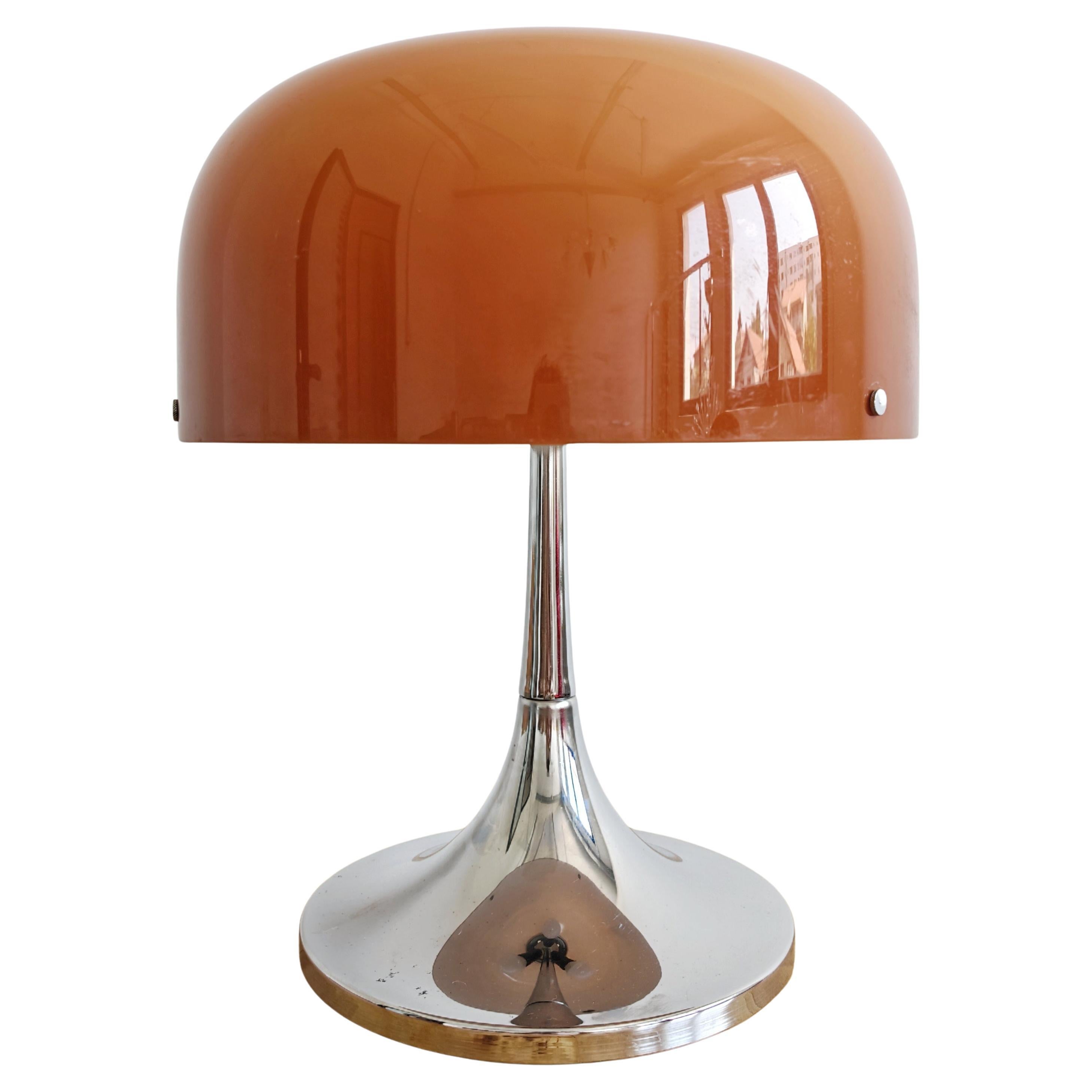 Mid Century Table Lamp "Medusa" designed by Luigi Massoni for Harvey Guzzini