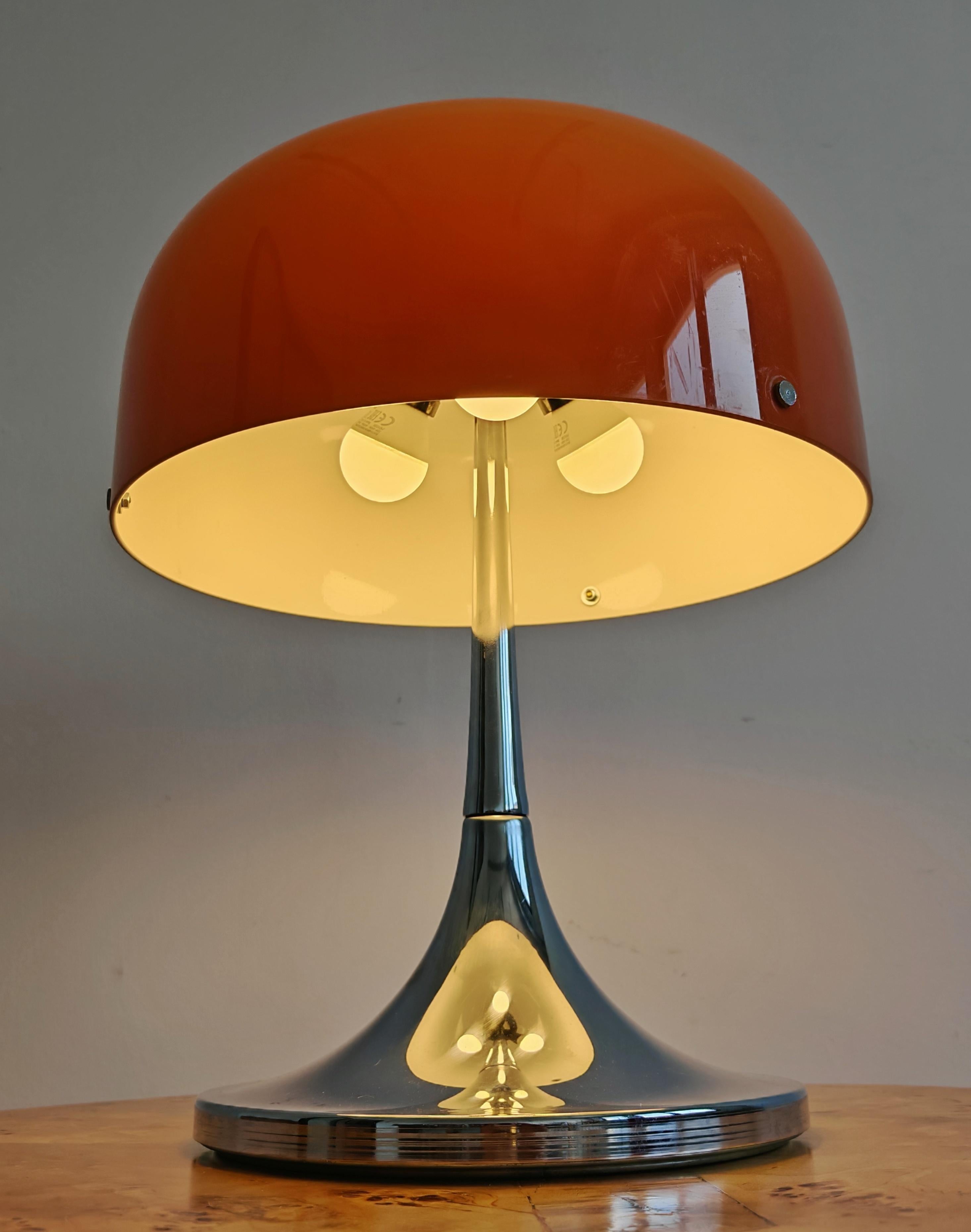 Lampe à poser du milieu du siècle 