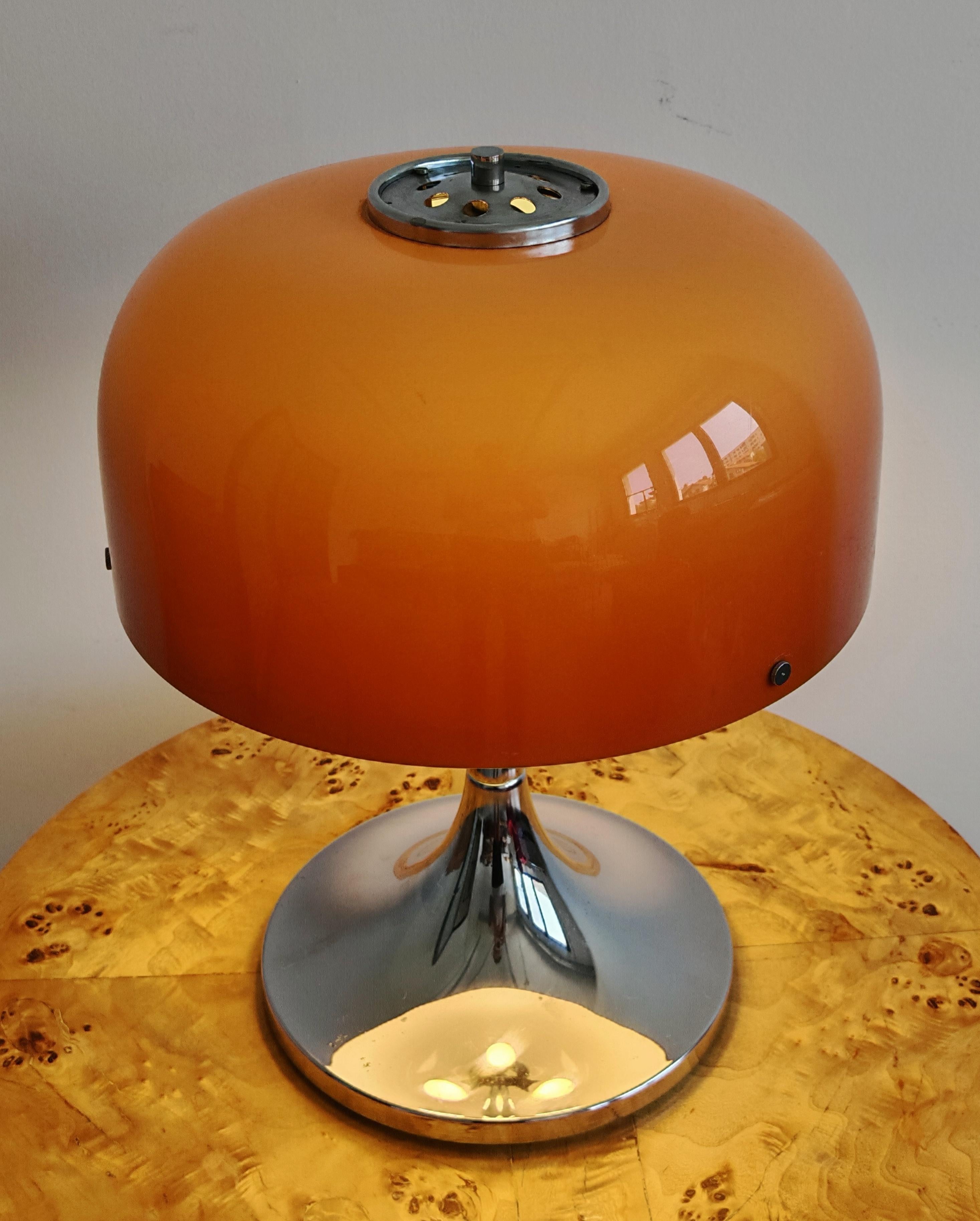 Lampe à poser du milieu du siècle 