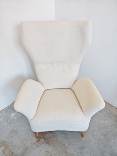 Restaurierter Mid-Century-Modern-Ohrensessel, Paolo Buffa zugeschrieben, Italien, 1960er Jahre