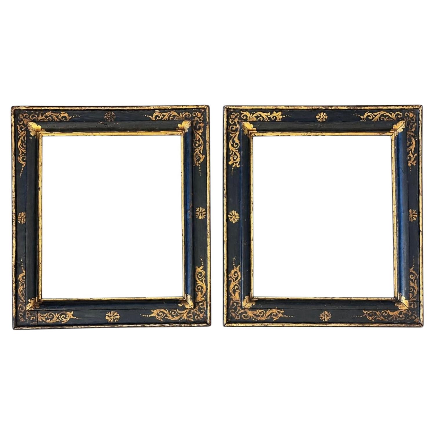 Exceptional Pair of Late 16th-Century Renaissance Cassetta Frames, Siena-Tuscany