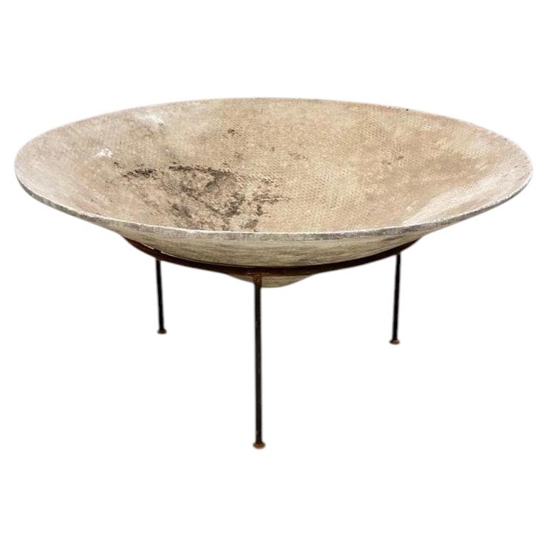 1 large Eternit saucer planters designed by Willy Guhl with wrought iron base. For Sale