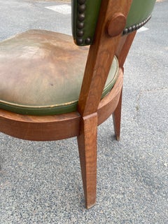Charles Dudouyt, lot de 6 chaises en chêne, vers 1940