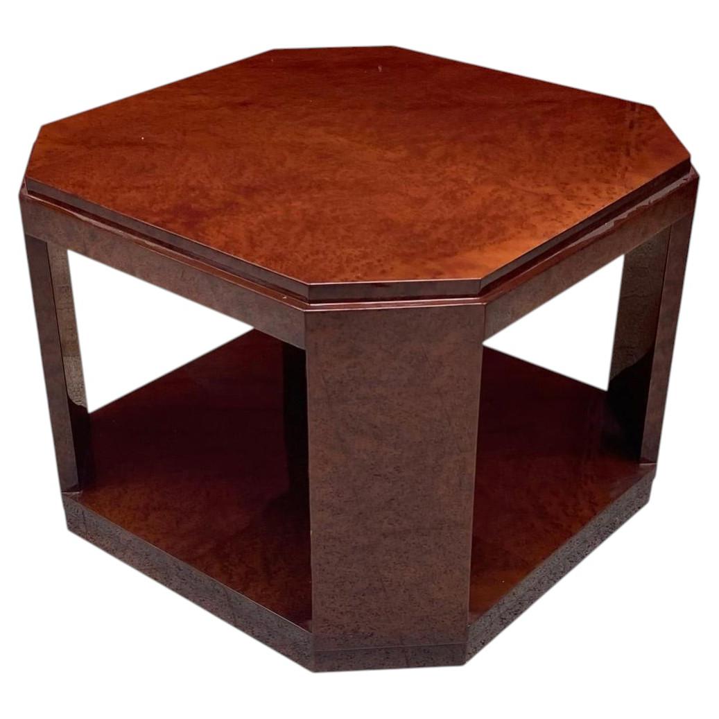 Large Art Deco pedestal table in amboyna burl circa 1930 For Sale