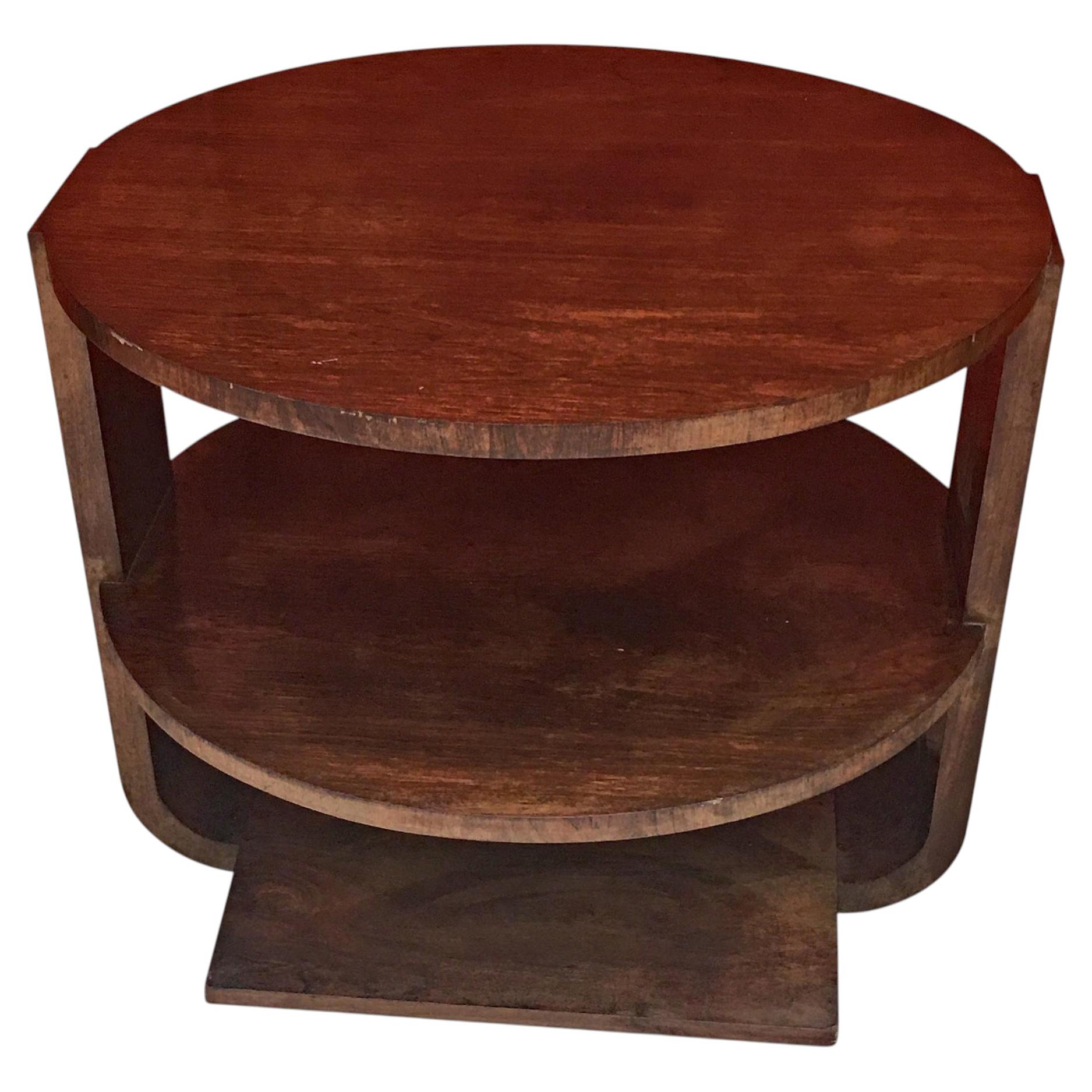 Large walnut veneer gueridon circa 1930 For Sale