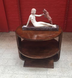 Large walnut veneer gueridon circa 1930