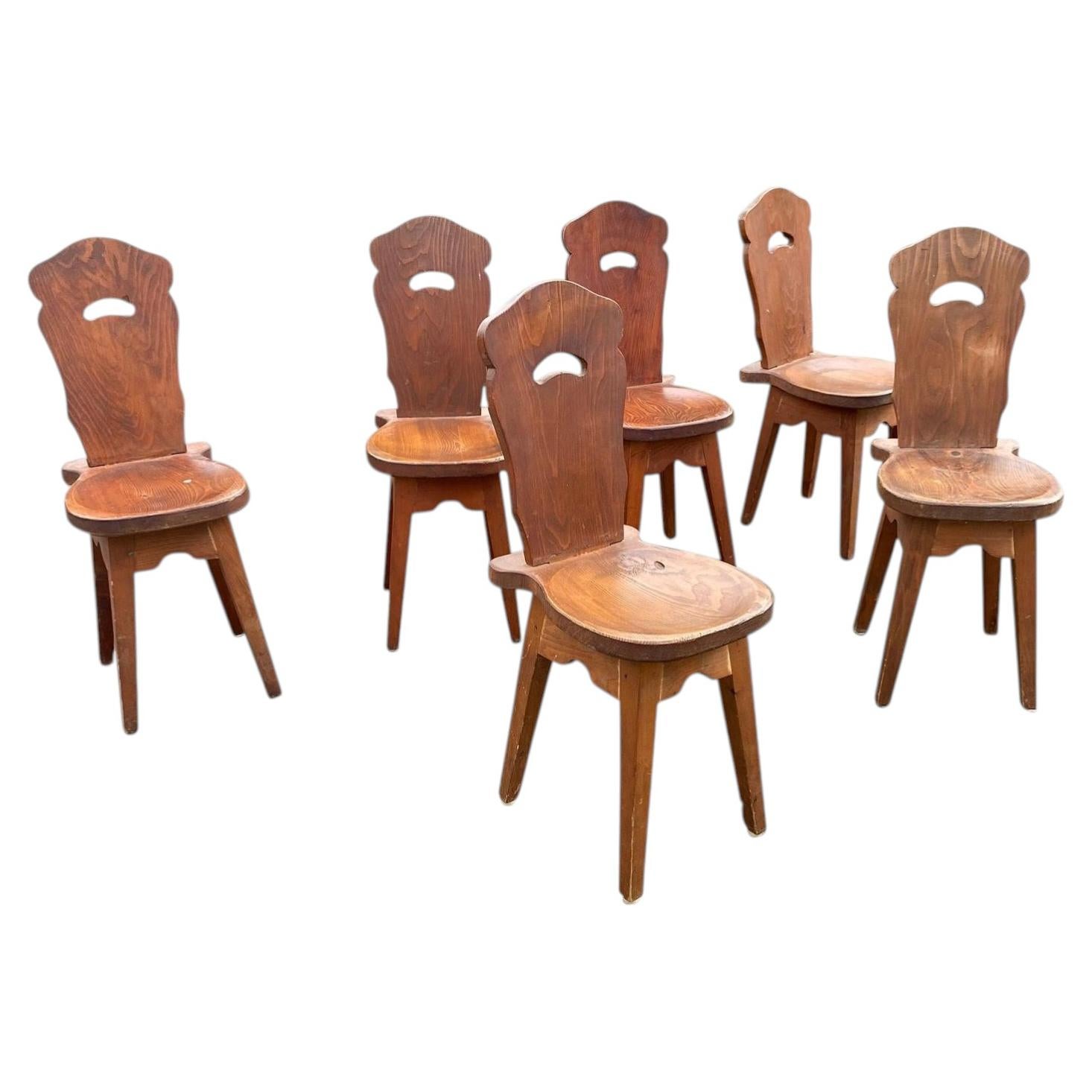 6 Brutalist mountain chairs, in pine circa 1950 For Sale