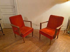 Pair of Art Deco armchairs in oak and velvet, circa 1940-1950.