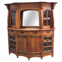 Période Art Nouveau, Buffet en Oak dans le style de Gustave Serrurier-Bovy