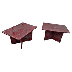 Paire de tables d'appoint en marbre, circa 1970.