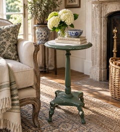 Antique American Victorian Round Marble Top Side Table, Late 19th Century