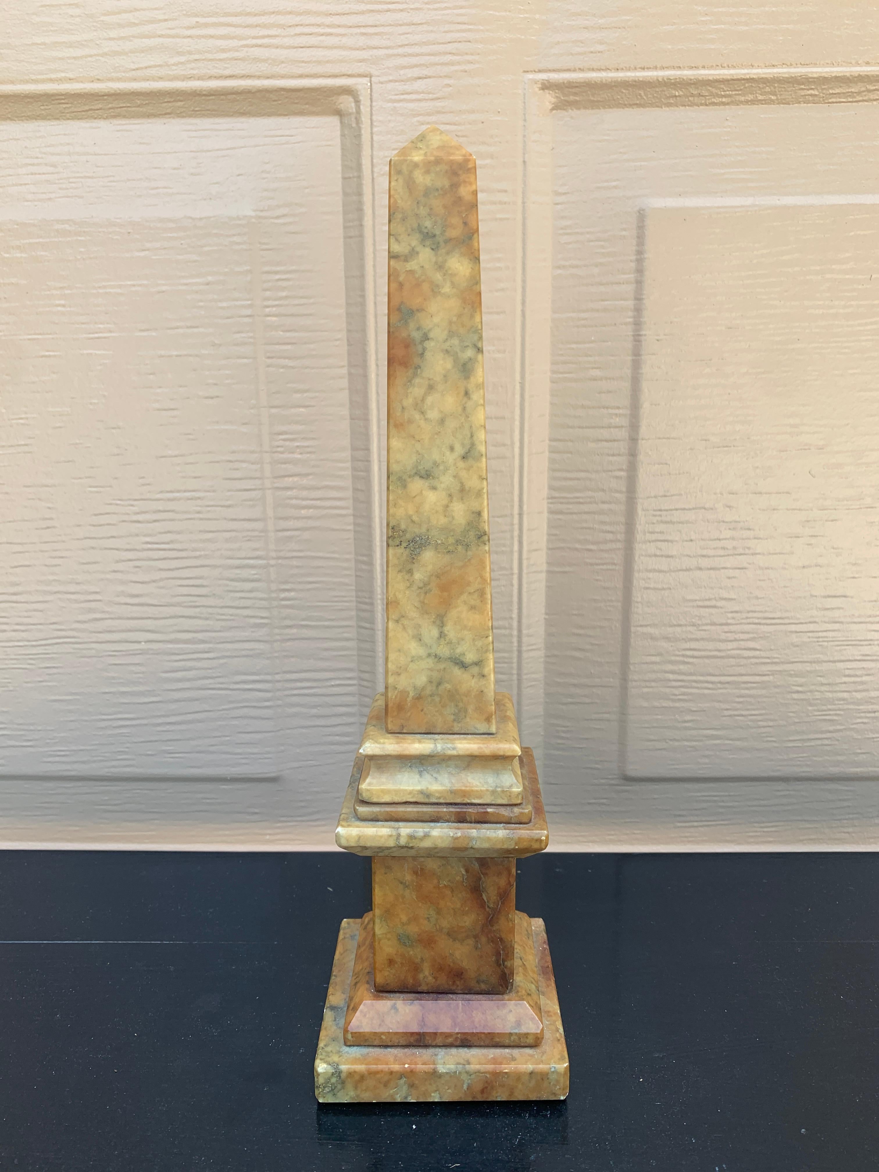 Neoclassical Grand Tour Italian Solid Marble Obelisk In Good Condition For Sale In Elkhart, IN
