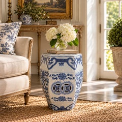 Chinese Chinoiserie Blue and White Porcelain Garden Stool, Late 20th Century