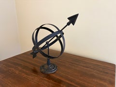 Scultura di un globo armillare in bronzo e ferro – Decorazione tradizionale per giardini e paesaggi