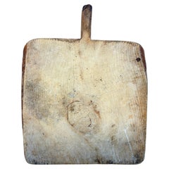 Tagliere da pane in legno in stile primitivo francese della fine del XIX secolo
