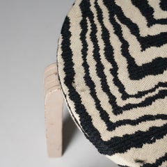 Tabouret pour enfant « Zebra » de style moderne scandinave, Otto Korhonen, Finlande, années 1930