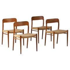 Lot de quatre chaises modèle 75, Niels Møller, J.L. Møllers Møbelfabrik, années 1960