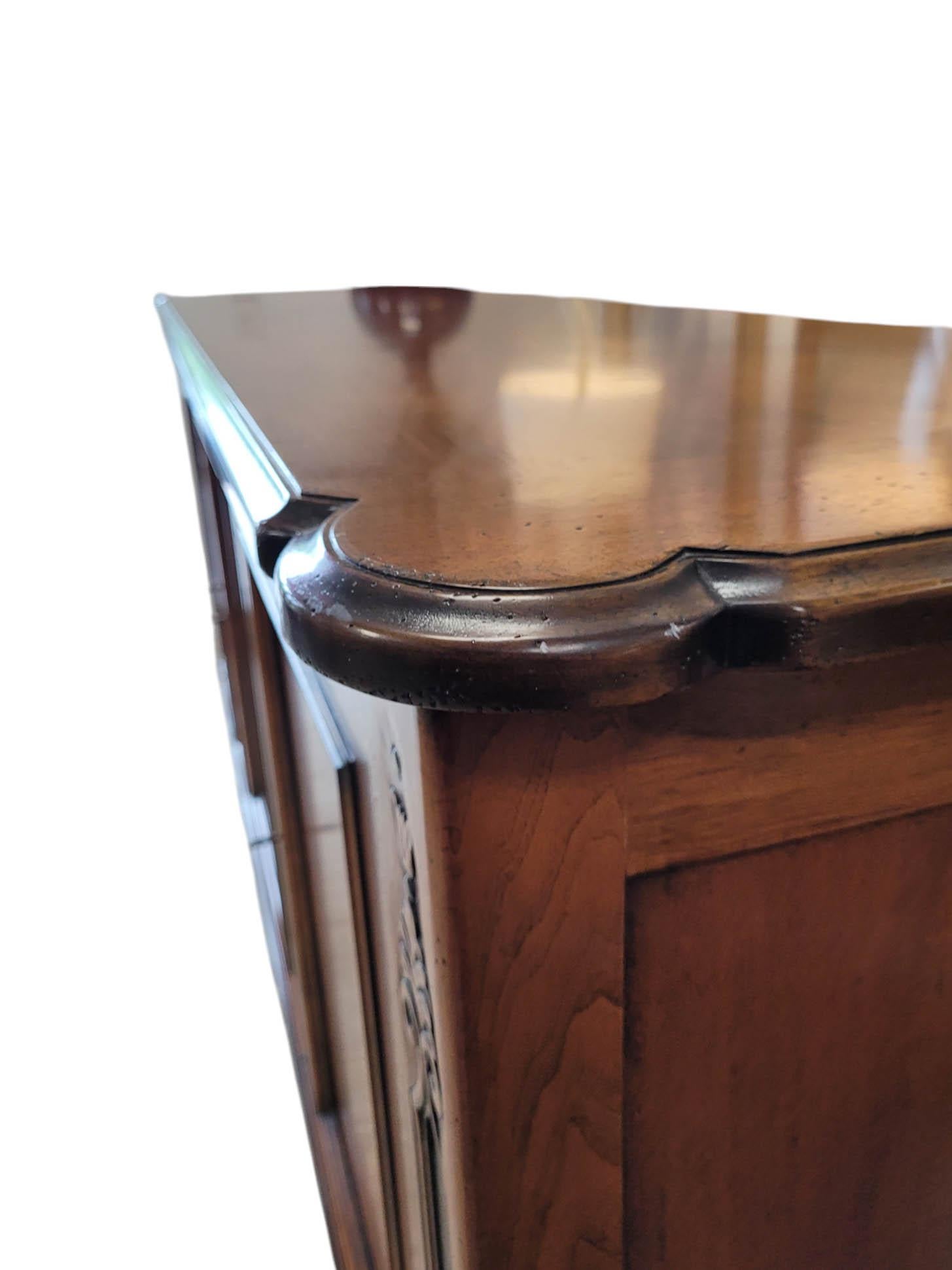 Italian Handcrafted Inlaid Sideboard by Giorgio Piotto For Sale 3