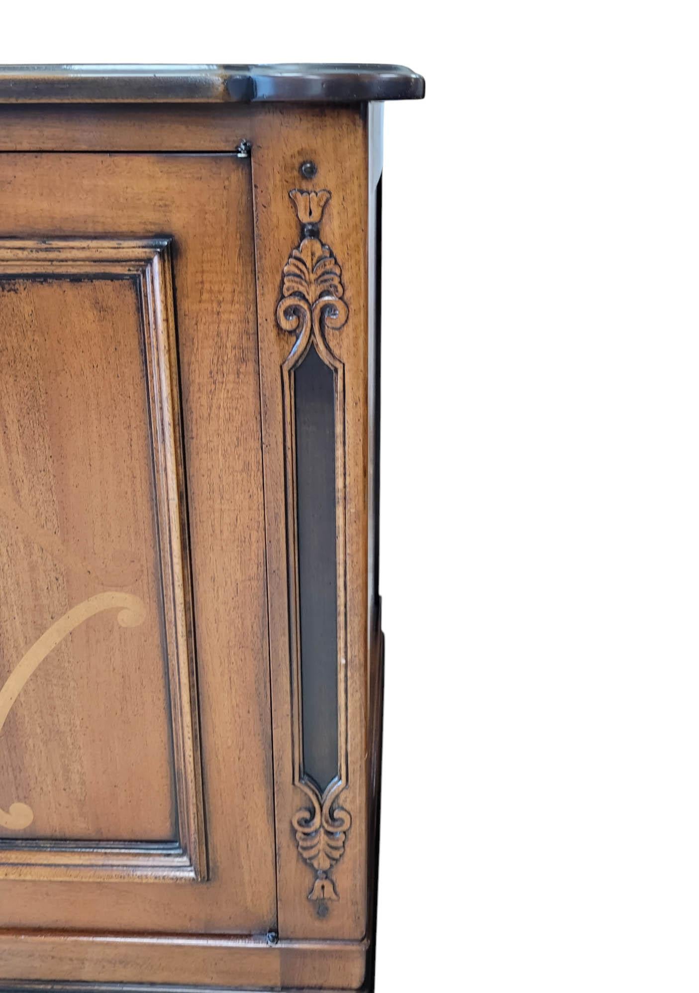 Italian Handcrafted Inlaid Sideboard by Giorgio Piotto For Sale 5