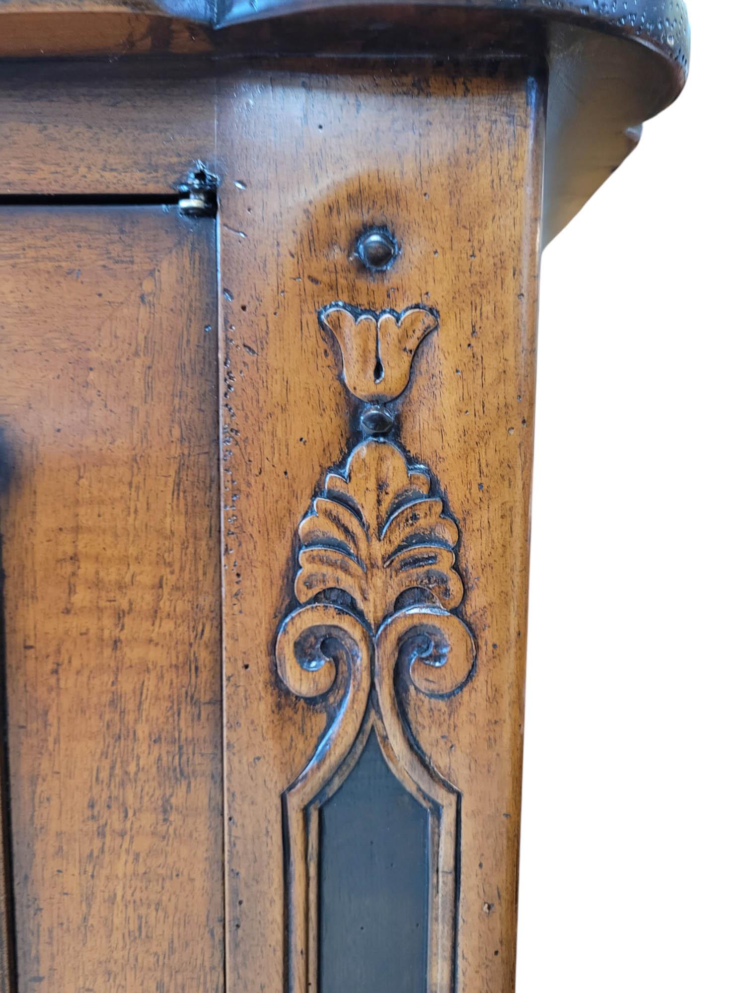 Italian Handcrafted Inlaid Sideboard by Giorgio Piotto For Sale 4