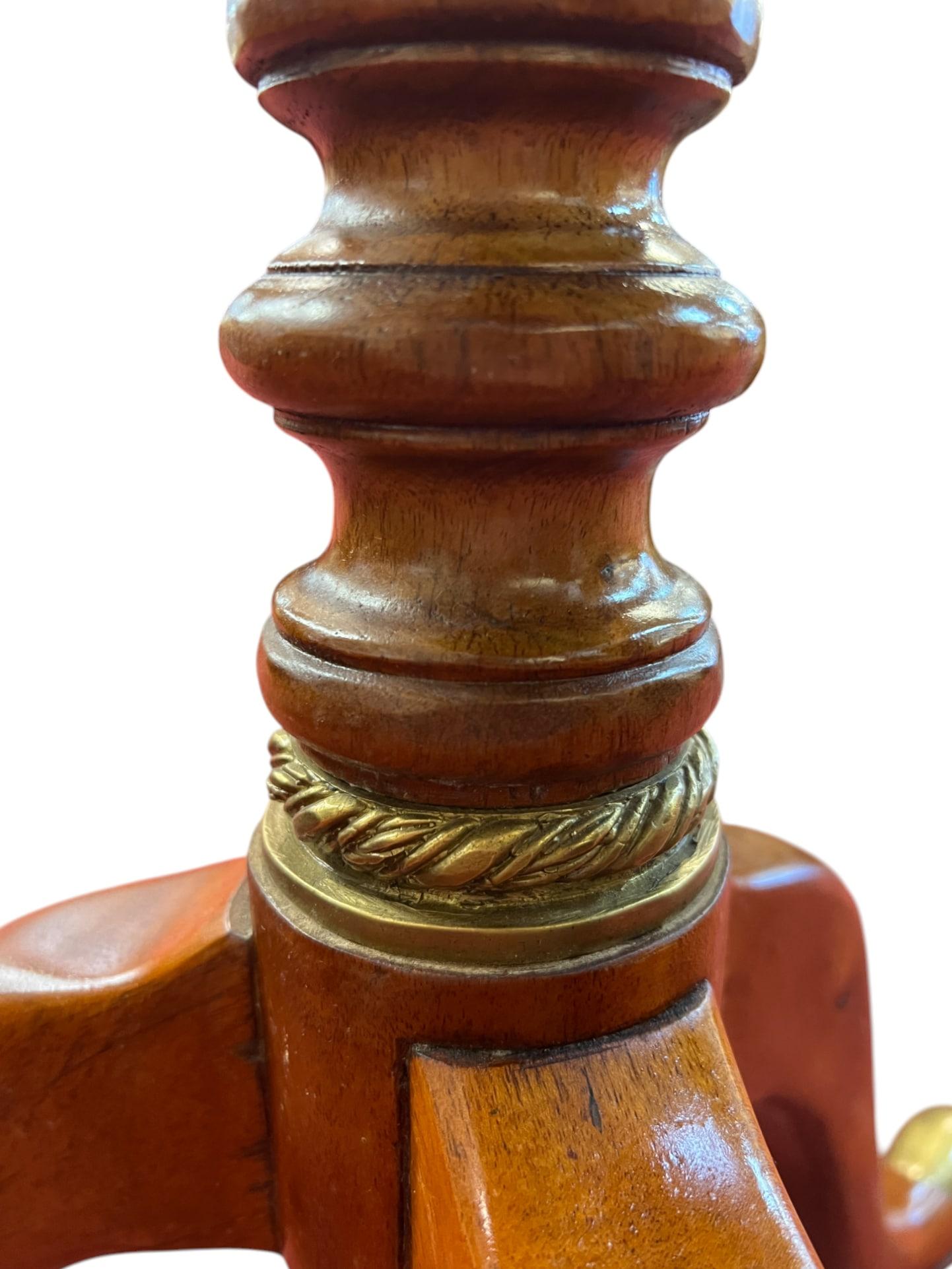 Theodore Alaxander Regency Style Pedestal Table with Brass Inlay For Sale 5