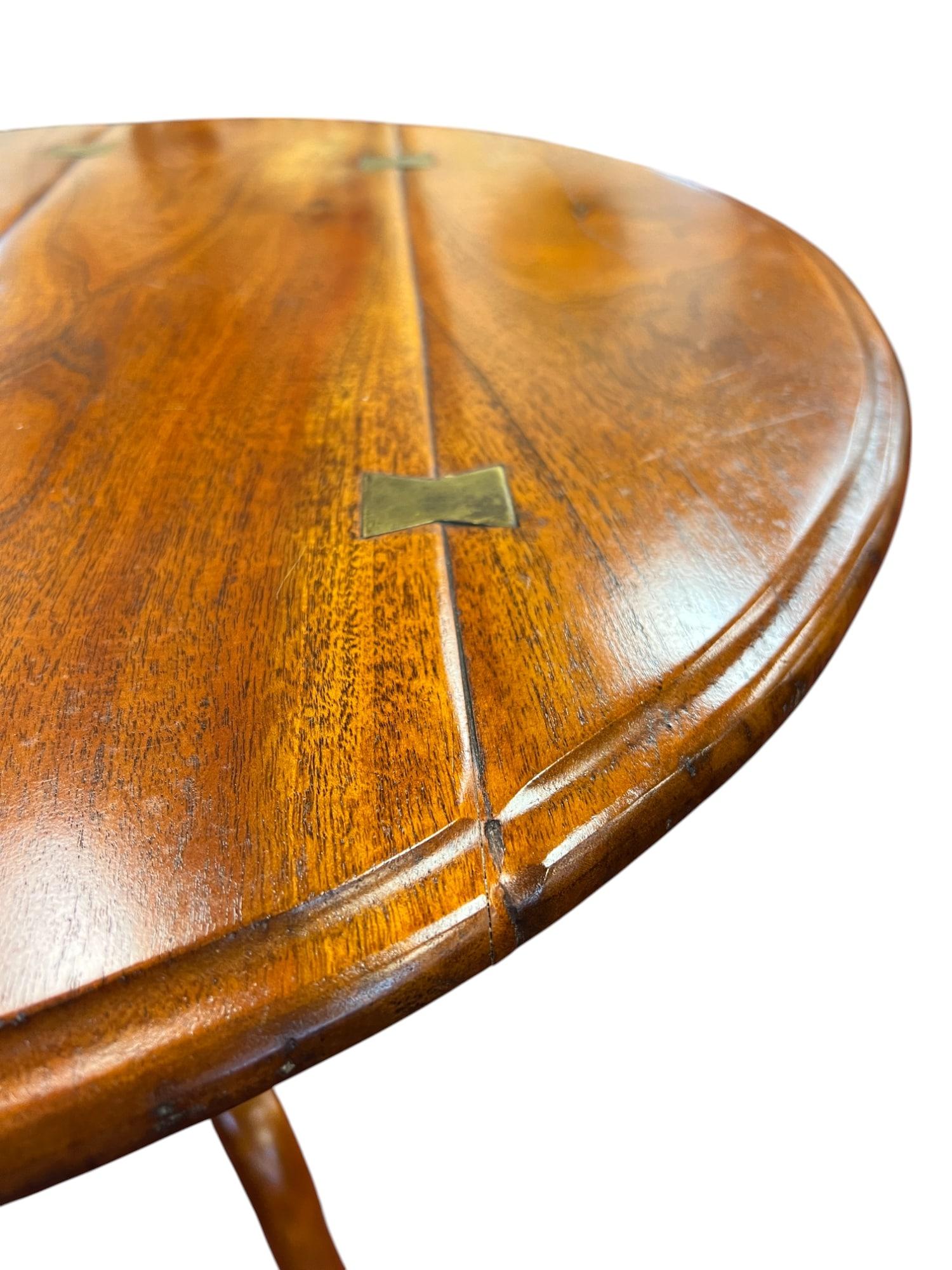 Theodore Alaxander Regency Style Pedestal Table with Brass Inlay For Sale 2