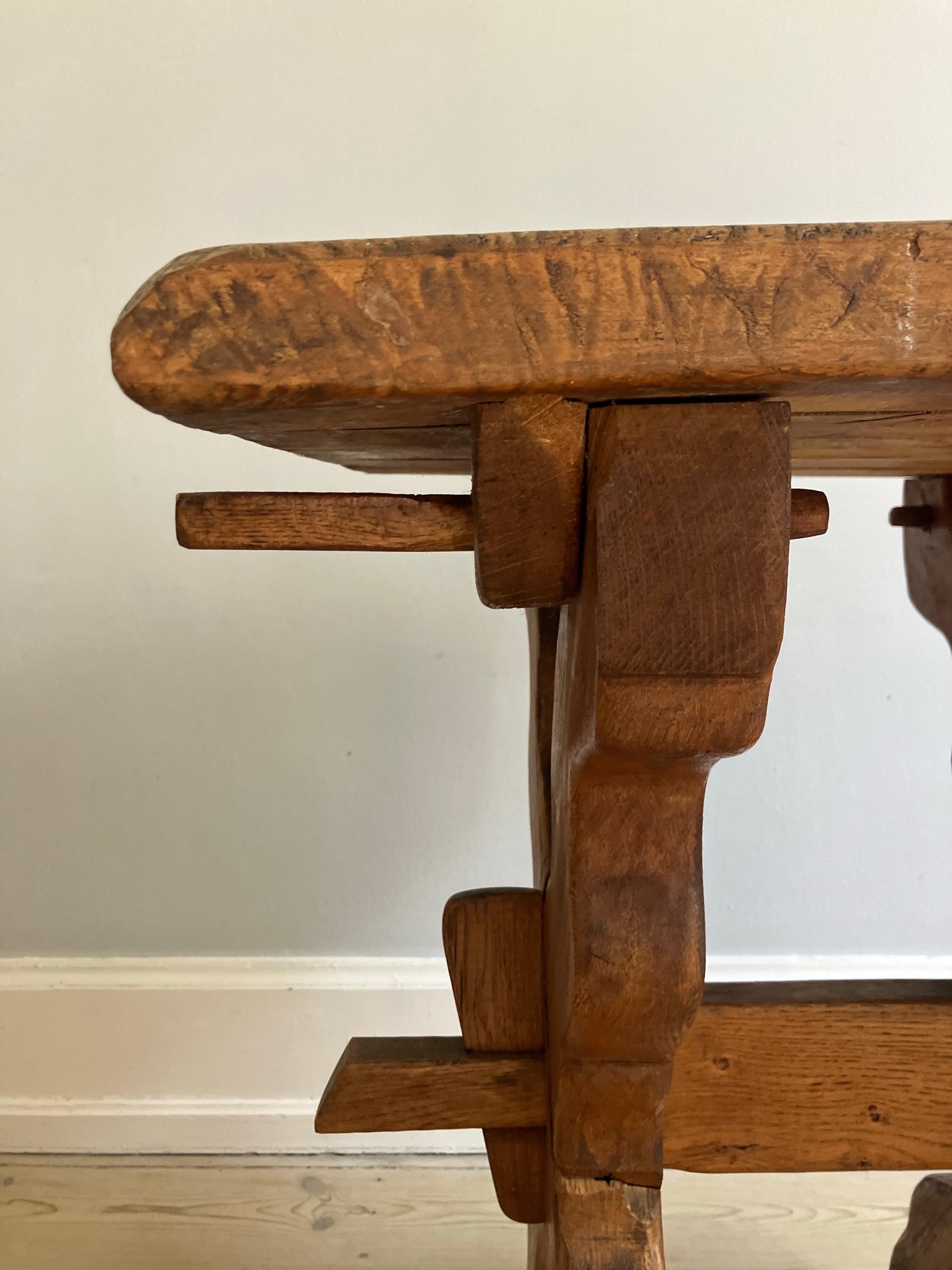 Danish Mid-Century Brutalist Desk / Small Table in Solid Oak Wood, 1920 For Sale 8