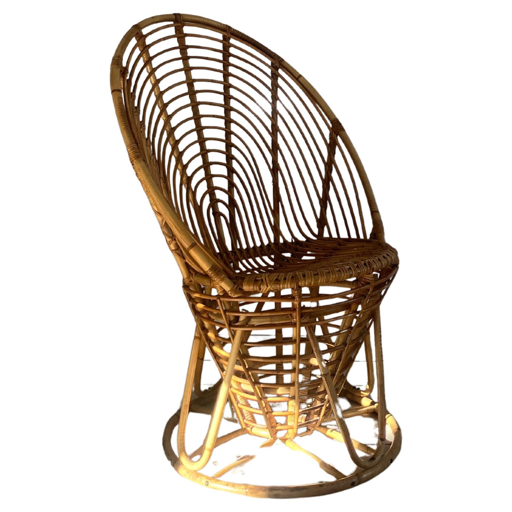 Waffle shaped Wicker / Rattan Lounge Chair