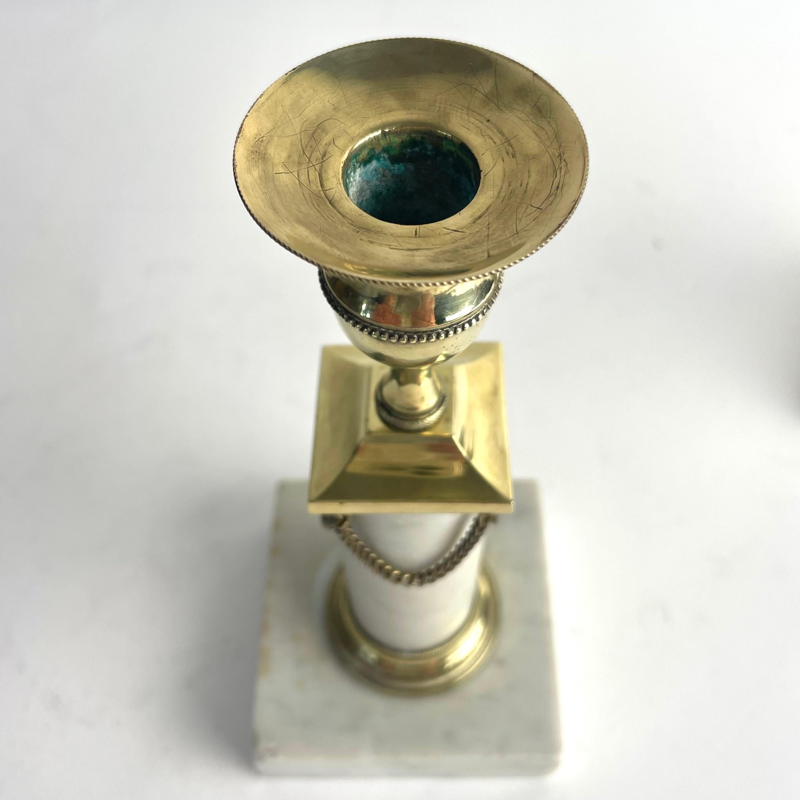 Pair of Gustavian Candlesticks in Brass and Carrara Marble, Late 18th Century For Sale 5