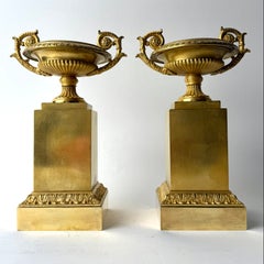 Pair of French Empire Grand Tour Gilt Bronze Tazzas, circa 1820
