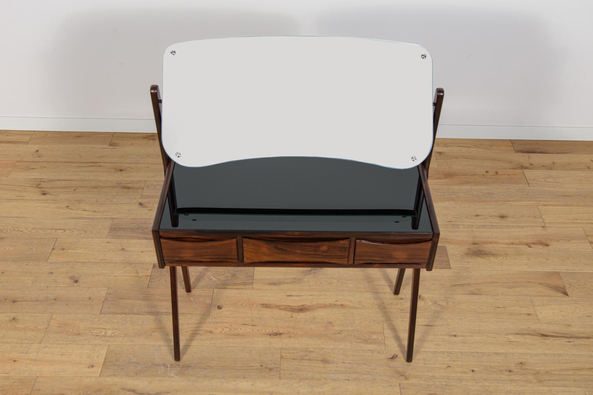 Mid-Century Modern Mid-Century Rosewood Dressing Table by A. Vodder for Ølholm Møbelfabri, 1960s For Sale