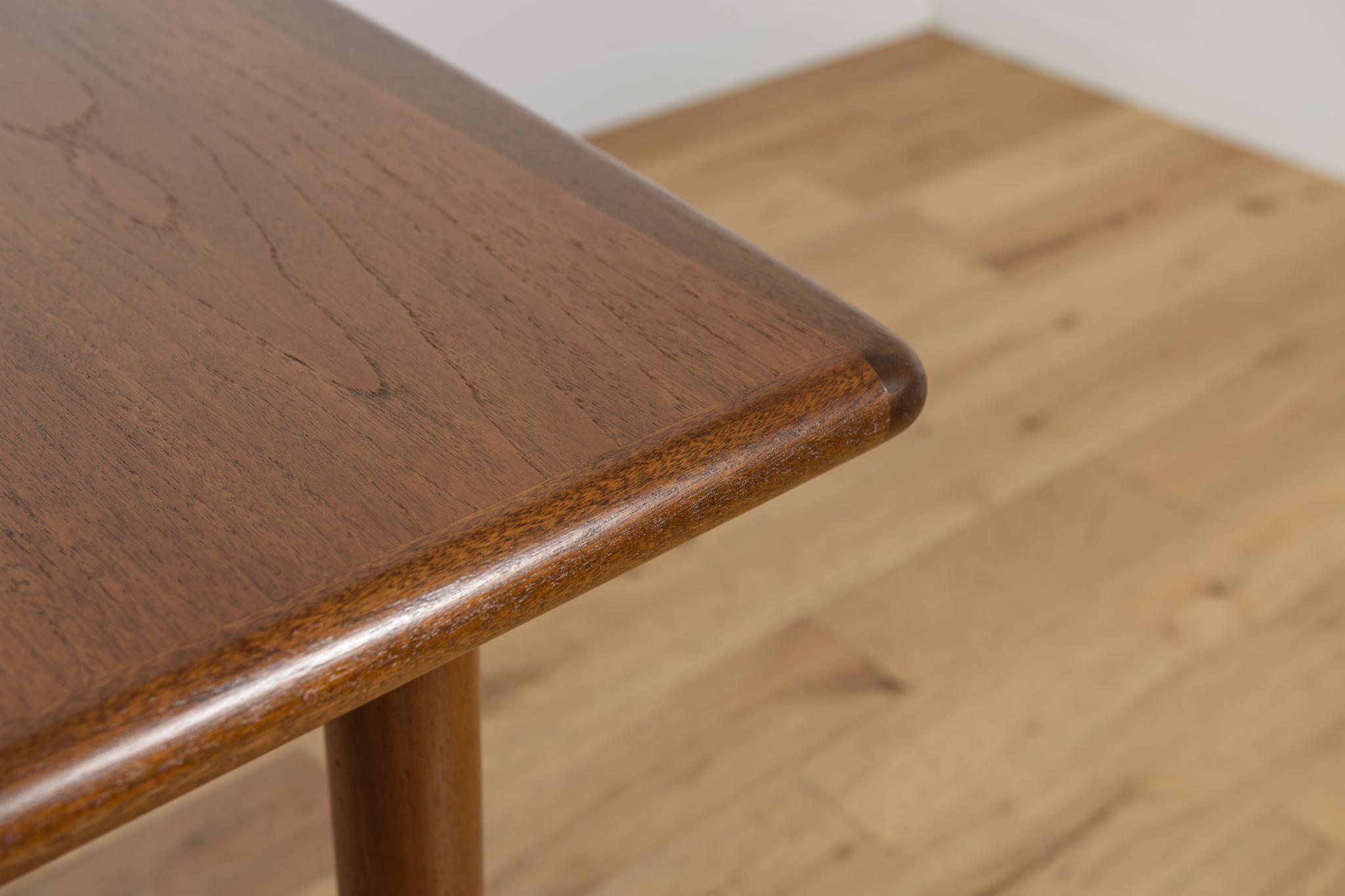 Mid-Century Rectangular Extendable Dining Table from Meredew, United Knigdom. For Sale 6