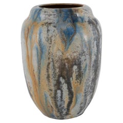 Roger Guérin: Art-Déco-Vase aus Steingut mit Tropfglasur, um 1930