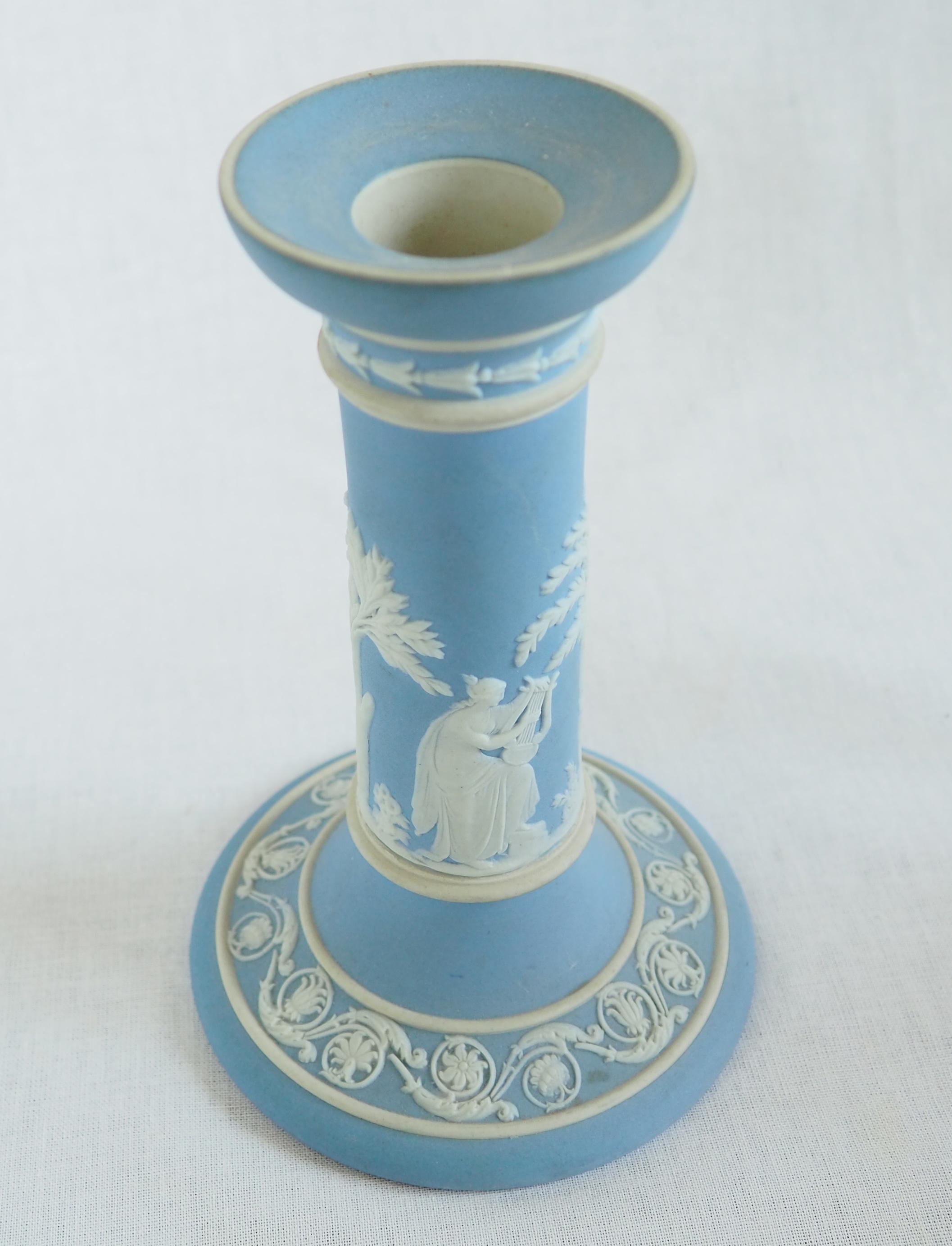 XX secolo Candeliere Wedgwood in diaspro bianco e blu in vendita