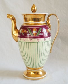 Halley Manufacture (attr.) : a Paris porcelain coffeepot, 19th century ca 1820
