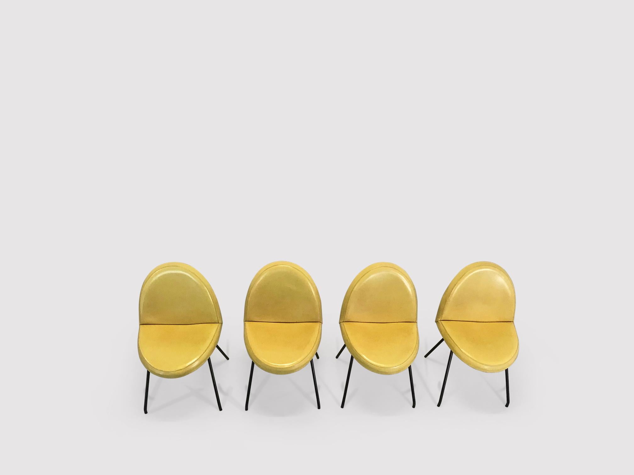 Mid-Century moderno 771 Sedie da pranzo in lingua di Joseph-André Motte per André Steiner France 1950, set 4 in vendita